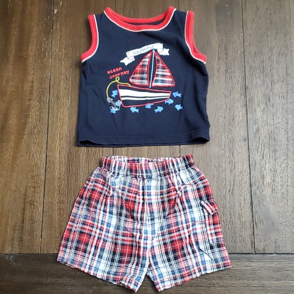 Boys 12 month outfits and shirt - Picture 4 of 4